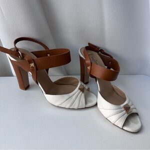 Valentino (38.5) Macrostud Rockstud Heeled Sandals in Tan/White Leather Open Toe